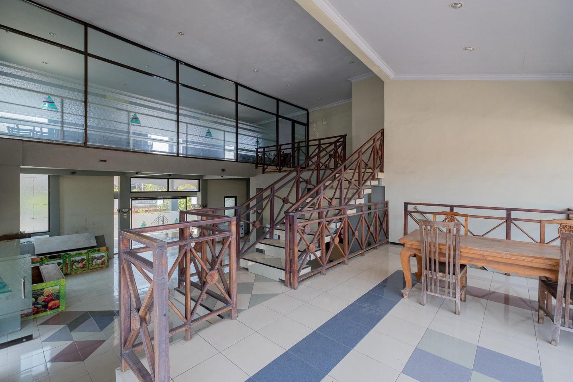 Reddoorz Syariah At Jalan Sunan Giri Tuban Tuban  Dış mekan fotoğraf